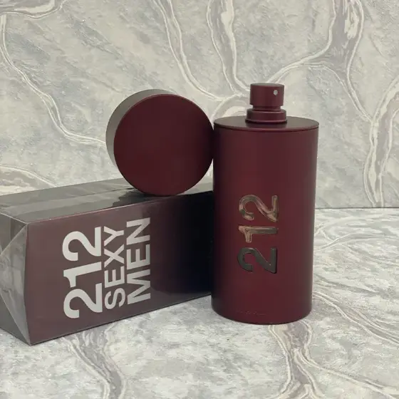عطر ادکلن کارولینا هررا 212 سک*سی مردانه